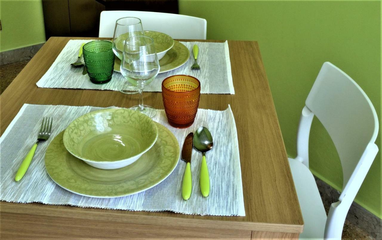 Elera Holiday Apartment ปาแลร์โม ภายนอก รูปภาพ