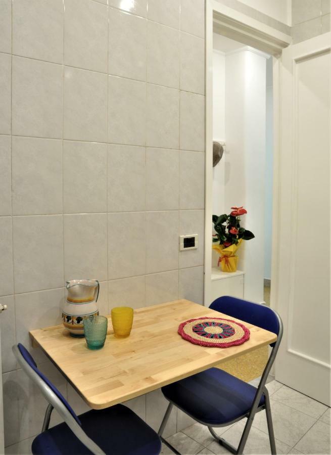 Elera Holiday Apartment ปาแลร์โม ภายนอก รูปภาพ