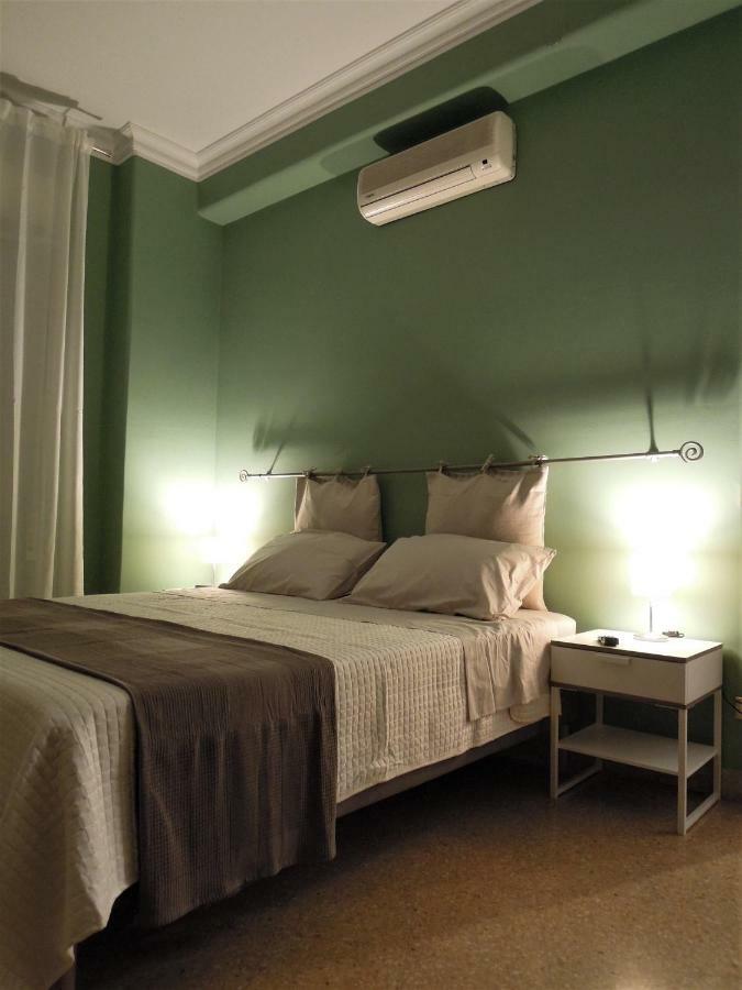 Elera Holiday Apartment ปาแลร์โม ภายนอก รูปภาพ