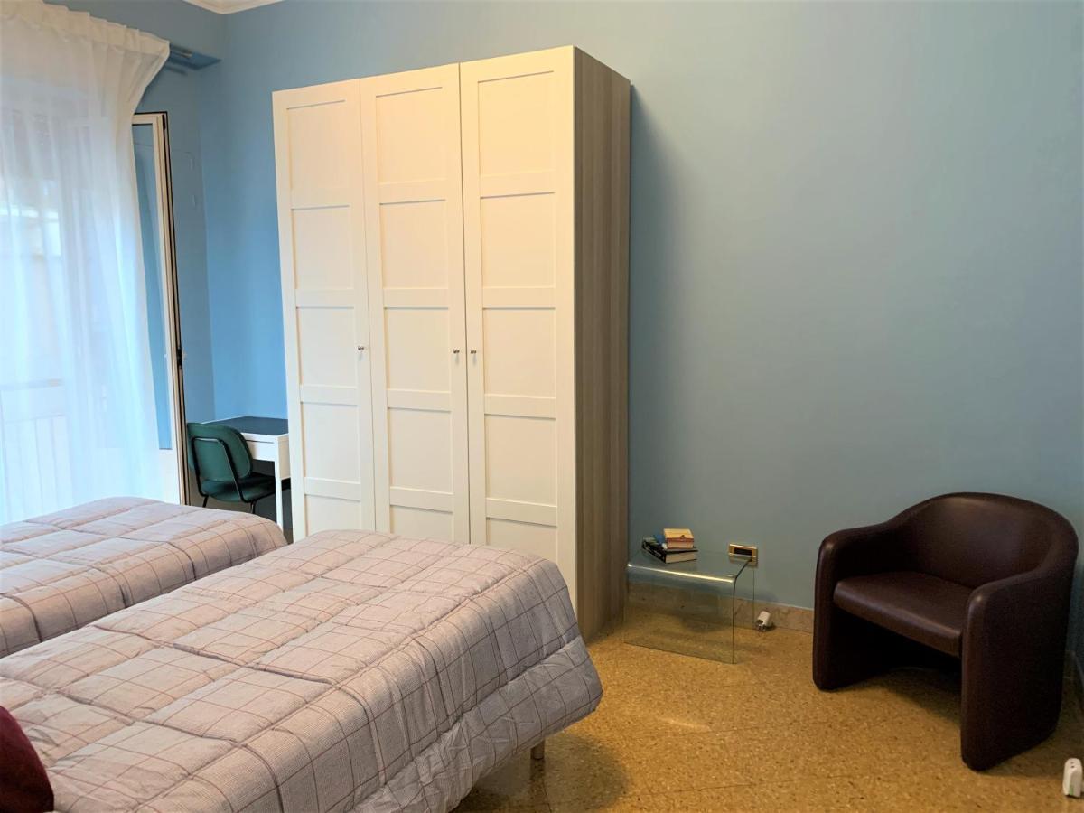 Elera Holiday Apartment ปาแลร์โม ภายนอก รูปภาพ